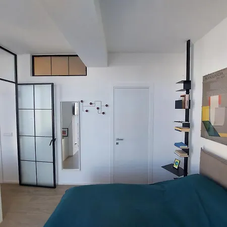 Bright, Quiet And Cozy Architect'S Flat בית נופש *