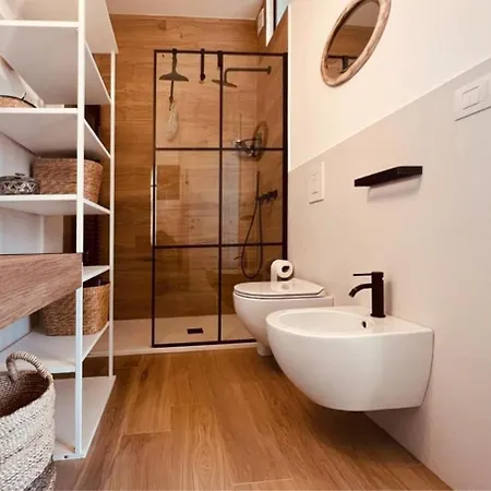 Bright, Quiet And Cozy Architect'S Flat בית נופש *